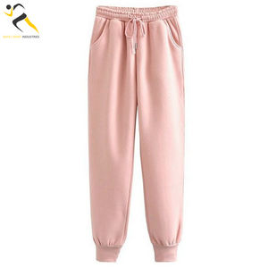 Sweat-shirt d'hiver pour femmes avec logo personnalisé du fabricant professionnel, pantalon de jogging en polaire de grande taille, ensembles de vêtements de sport pour femmes - Product Image 3