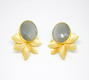 Boucles d'oreilles en laiton pour filles et femmes, boucles d'oreilles faites à la main, nouvelle collection - Product Image 1