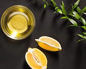 Affordable Price Best Quality Marula Kernel <b>Carrier</b> <b>Oil</b> for Bulk Buyers with 100% Natural and Organic Certificate - Product Image 5