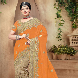 Vêtements quotidiens les plus choisis Tirage au sort imprimé pour femmes indiennes Créateurs de broderie à Surat Stone Work Vêtements pour femmes - Product Image 1