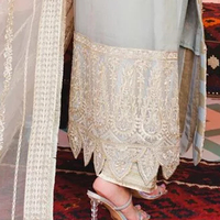Última Colección de Vestidos Formales y de Fiesta Pakistaníes para Mujer, Vestido Más Vendido / Vestido de Nueva Llegada para Mujer