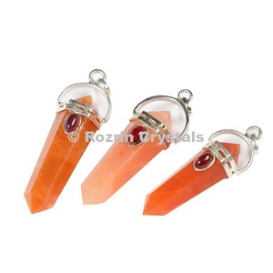 Pendentifs classiques en agate pêche à trois pierres, double pointe, avec cristaux et strass - Product Image 1