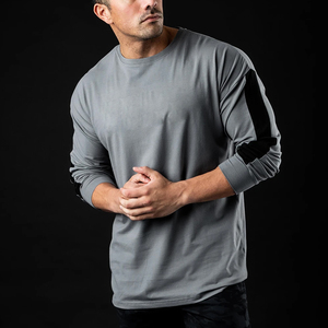 เสื้อยืด OEM ผู้ชาย เสื้อยืดคอตตอนคุณภาพสูง ไม่หด ไม่ซีดจาง แขนสั้น เสื้อยืดผู้ชายแบบสั่งทำ - Product Image 4