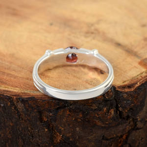 Anillo de Plata de Ley al por Mayor con Engaste de Barra, Anillo Delicado con Granate Rojo Natural, Anillo Solitario de Gema, Joyería Fina para Hombre - Product Image 4