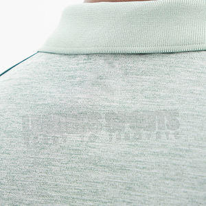 T-shirt pour homme à prix de gros, personnalisable avec logo, en coton/polyester, col en V, manches courtes, respirant - Product Image 5