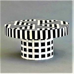 Luxury Black & White Round Cake Stand with Traditional Bone Inlay Design for Birthday Parties <b>Weddings</b> Home Decorative Use - Product Image 2