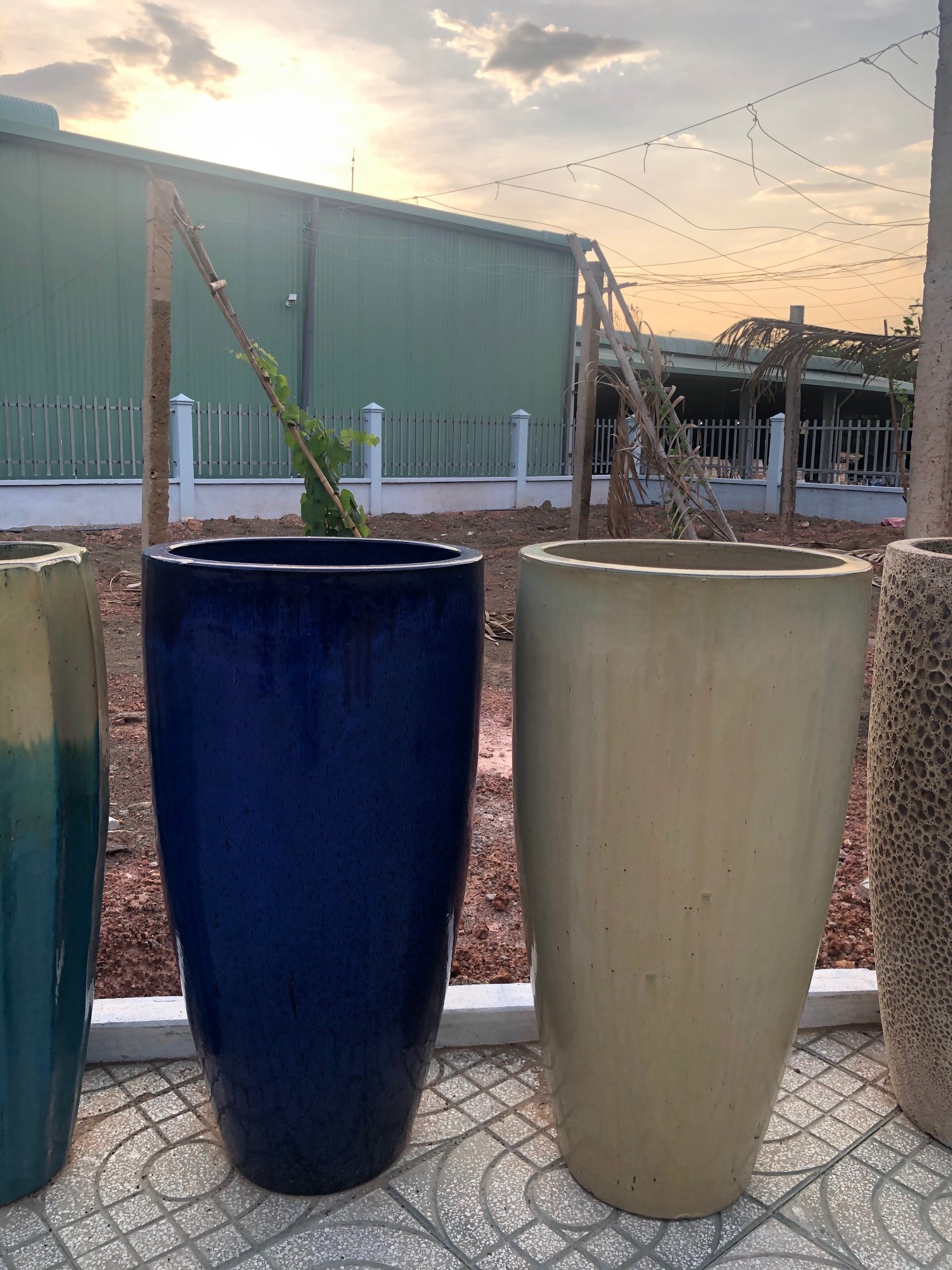 Modern Large Glazed Ceramic Flower Pots for Home, Garden, and Hotel -  Durable & Eco-Friendly Planters