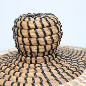 Laundry <b>Basket</b> , Multifunctional Handmade Seagrass <b>Basket</b> <b>with</b> Handles & <b>Lid</b>; Handwoven Water Hyacinth Storage Laundry <b>Basket</b> - Product Image 4