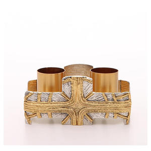 โคมระย้าสองข้อบกพร่องข้ามและรังสีคริสตจักรอุปกรณ์ Brassworld อินเดีย - Product Image 1