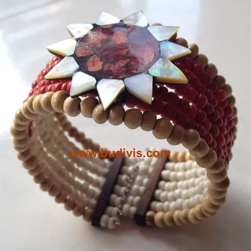 Gros Tour De Cou Perlé Bracelets avec Coquille Fleur 100% Bracelets faits à la main Bali indonésie