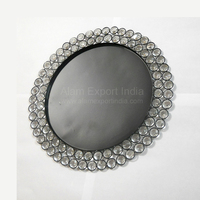 Assiette de présentation ronde en métal doré, peinte à la main, design personnalisable, pour usage commercial, mariage et fête, décoration artistique / style moderne