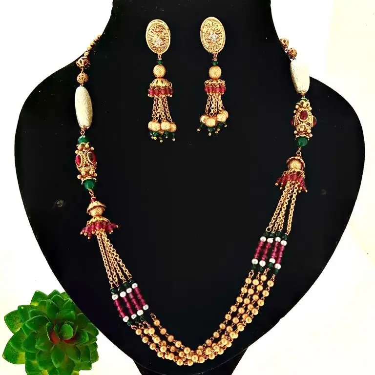 Perhiasan Set Kalung Manik-manik Hitam Mutiara Kundan Polki Gaya India
