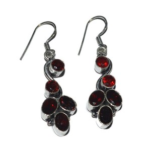 Wholesaler of <b>Red</b> Imitataion Faceted Cab Earing : <b>Red</b> Imitataion Faceted Cab Earing for Sale - Product Image 1