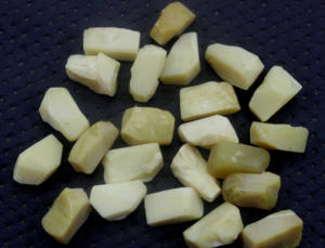 5 piezas de cristal curativo de ópalo amarillo con mentalidad de tierra natural cruda sin tratar 20-24 MM piedra suelta al por mayor - Product Image 2