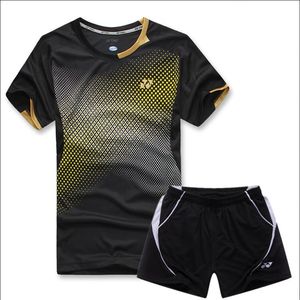 เสื้อฟุตบอลแขนสั้นผ้าโพลีเอสเตอร์ 100% ระบายเหงื่อได้ดี พิมพ์ลายแบบ Sublimation พร้อมชื่อทีมตามสั่ง แบบ Unisex ผลิตโดยบริษัท HULK Enterprises - Product Image 3