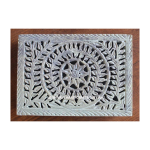 Belle boîte à bijoux rectangulaire en stéatite sculptée à la main Dernière production avec motif carré Commande minimum 100 pièces - Product Image 1