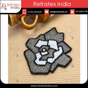 Meilleur fournisseur et fabrication de patchs de perles décoratives en vrac par réfractex inde fabriqué en inde pour la qualité de la perle et le prix bas - Product Image 3