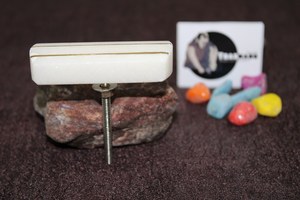 Bouton d'armoire en marbre dernier modèle blanc rectangulaire Quincaillerie de meuble pour tiroirs de cuisine Tradnary Sambhal Fabricant - Product Image 2