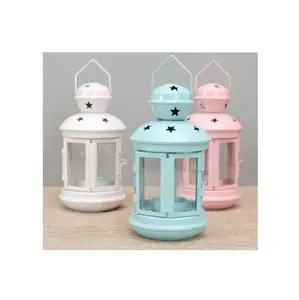 批发灯笼烛台粉色白色和蓝色涂层优质用于花园家庭婚礼和派对，价格便宜