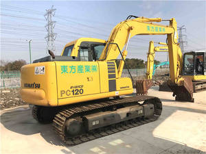 Excavadora de cadenas de 12 toneladas con motor Komatsu de 64 kW y 4 cilindros, modelo PC120/PC130, con motor y caja de cambios, en venta. - Product Image 4