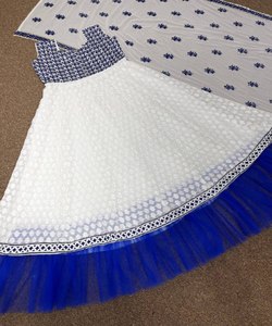 Rich look diseñador colección estacional red seda gris color ocasión especial fantasía mujeres indias desgaste precio al por mayor en ropa Surat - Product Image 6