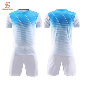 Camiseta de Fútbol Personalizada con Sublimación, Secado Rápido, 100% Poliéster, Ropa Deportiva, Color y Diseño Personalizados, Alta Calidad, Pakistán - Product Image 2