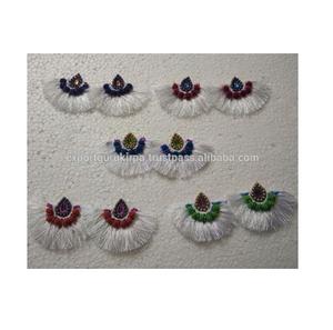 ล่าสุดออกแบบด้ายไหมออกแบบต่างหูพู่สำหรับผู้หญิงที่มี Pompom และลูกปัด - Product Image 2