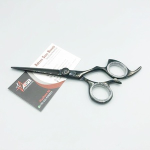 6.5 นิ้วพลาสม่าสีดําคุณภาพสูงญี่ปุ่นสแตนเลสมืออาชีพตัดผมกรรไกรตัดผม - Product Image 2