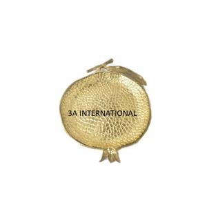 Plateau alimentaire Plat Vaisselle Service Hot Designer Golden Charger Plate Conception simple Plat de service rond Chargeur Plate Party - Product Image 1