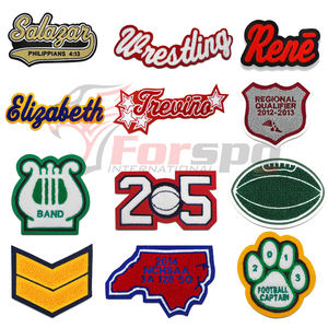 Chaqueta Letterman de escuela secundaria con parches de chenilla - Product Image 4