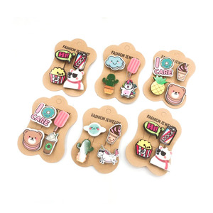 Badge en plastique avec logo imprimé pour vêtements, livraison rapide, de haute qualité, badge personnalisé en acrylique - Product Image 3