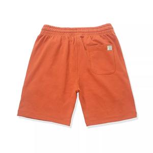 Pantalones cortos de gimnasio de entrenamiento de rizo francés gruesos personalizados para hombres Pantalones cortos de sudor de bolsillo de carga de algodón de patrón sólido informal de verano - Product Image 3