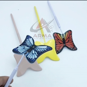 Espejo cosmético de acero con estampado de mariposa sostenible, Espejo de inspección de pestañas en forma de mariposa - Product Image 1