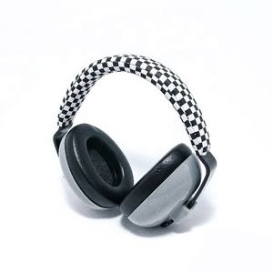 Orejeras ajustables de seguridad antiruido para niños hechas de material ABS duradero - Product Image 6