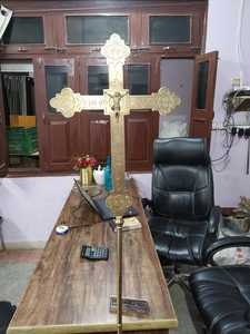 Crisol de latón con vela, suministros de iglesia de dos brazos - Product Image 5