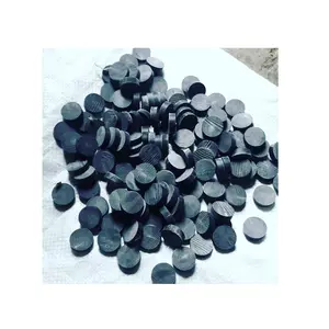 Botones de cuerno de búfalo crudo natural de calidad de exportación, varios tamaños, botones sin terminar, opción económica para industrias de prendas de vestir - Product Image 1