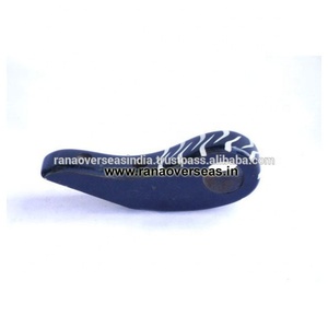 Soporte de cortina de madera hecho a mano en dos colores para habitación de Hotel, oficina, escuela, restaurante - Product Image 1