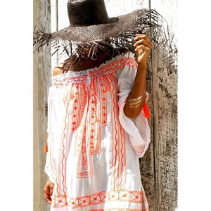 ชุดเดรสสั้นสไตล์โบฮีเมียนลายดอกไม้สีนีออนสำหรับผู้หญิง ตกแต่งด้วยงานปัก ดีไซน์เปิด<span class=keywords><strong>ไหล่</strong></span> เหมาะสำหรับใส่<span class=keywords><strong>ไป</strong></span>เที่ยว<span class=keywords><strong>ทะเล</strong></span>สุดเซ็กซี่ กำลังเป็นที่นิยมมากที่สุด - Product Image 1