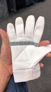 Guantes blancos de dedo completo de buena calidad Guantes de protección de manos completos al por mayor con diseño y estilo personalizados - Product Image 2