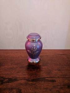 BRASSWORLD INDE BRASSWORLD AVEC URNE DE CRÉMATION SOUVENIRS GRAVÉ BLEU EN LAITON - Product Image 4