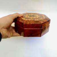 Boîte octogonale marocaine artisanale en bois, artisanat décoratif en bois de Thuya, fait main, nautique, personnalisable, 10 OEM, niche pour chien en bois poli