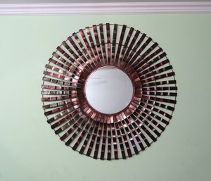 Hot Vantage Moderne Fantaisie Luxe Qualité supérieure Unique Rond fantaisie miroir fantaisie fer chaud look designer miroir mural pour un usage domestique - Product Image 4