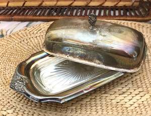 ภาชนะใส่เนยสแตนเลสสตีลแบบคลาสสิกเหมาะสำหรับวางบนโต๊ะในบ้านและในครัวจานและจานเนยเครื่องเงินโลหะ - Product Image 3