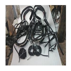 Matériel et équipement de conduite en cuir noir DD avec ensemble de harnais de pectoral de cheval à boucles SS - Product Image 1