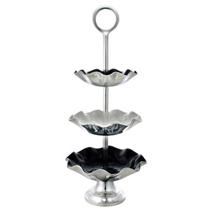Vantage Modern S.Steel Wedding Decoration and Party Supplier 4 <b>Tier</b> <b>Cake</b> <b>Stand</b> Server Modern Luxuries <b>Tiers</b> Hot Sale <b>Cake</b> Server - Product Image 5