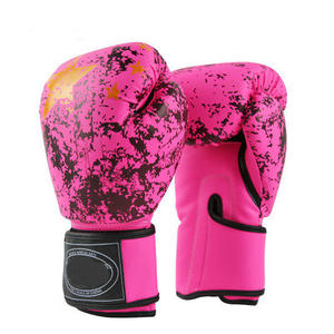 Guantes de Boxeo Profesionales para MMA y Muay Thai, de Cuero de Primera Calidad, Personalizables para Entrenamiento en Pakistán - Product Image 4