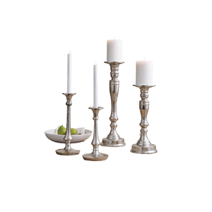 Lot de 2 bougeoirs de tailles différentes en aluminium poli doré pour la décoration de la maison et de l'hôtel - Product Image 5