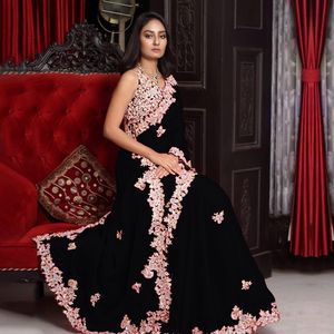 Vêtement de fête traditionnel diesigner Saree de travail de broderie Georgette avec pièce de chemisier femmes portent sari bas prix en gros - Product Image 2