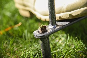 <b>Lawn</b> Coring <b>Aerator</b> <b>Manual</b> Grass Dethatching Turf Plug Core Aeration Tool - Product Image 2