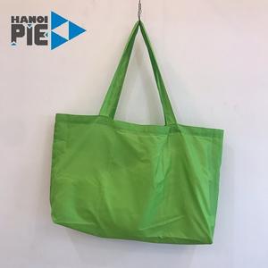 Bolso plegable reutilizable de alta calidad, bolsas de compras de poliéster, logotipo personalizado, diseño de patrón de pantalla impreso, uso diario ecológico - Product Image 2